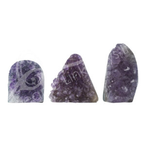 Druzy Amethyst A with a Polished Base Cut